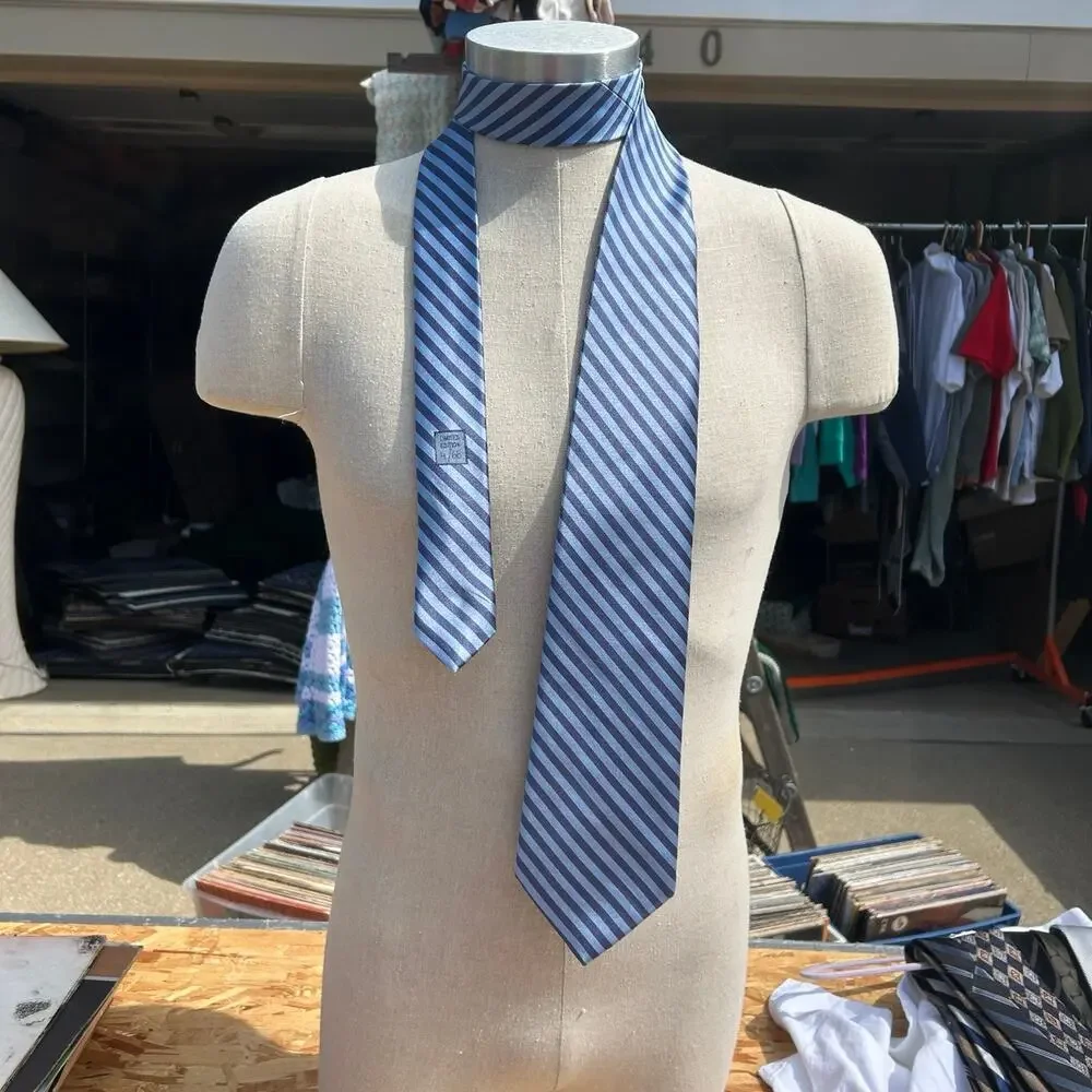 Daniel Cremieux Blue Striped Limited Edition Neck Tie